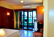 Single Aircon Hotel (ABF)