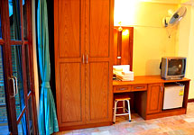 Single Aircon Hotel (ABF)