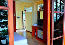 Single Aircon Hotel (ABF)