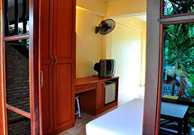 Double Aircon Hotel (ABF)