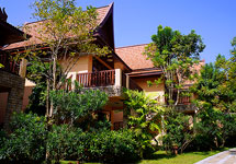 Thai House (1 building with 2 rooms)