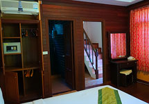 Thai House (1 building with 2 rooms)