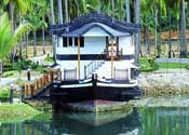 Boat Chalet
